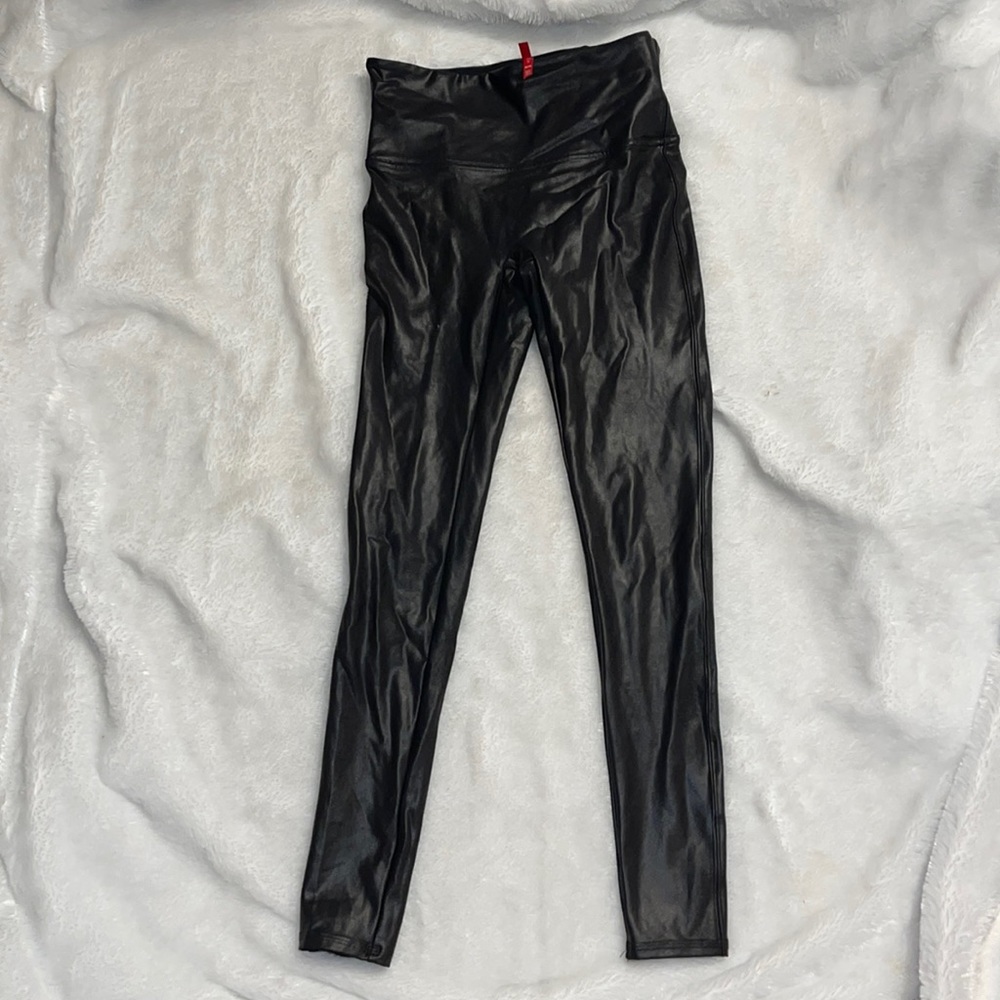 Spanx faux leather leggings size medium preowned